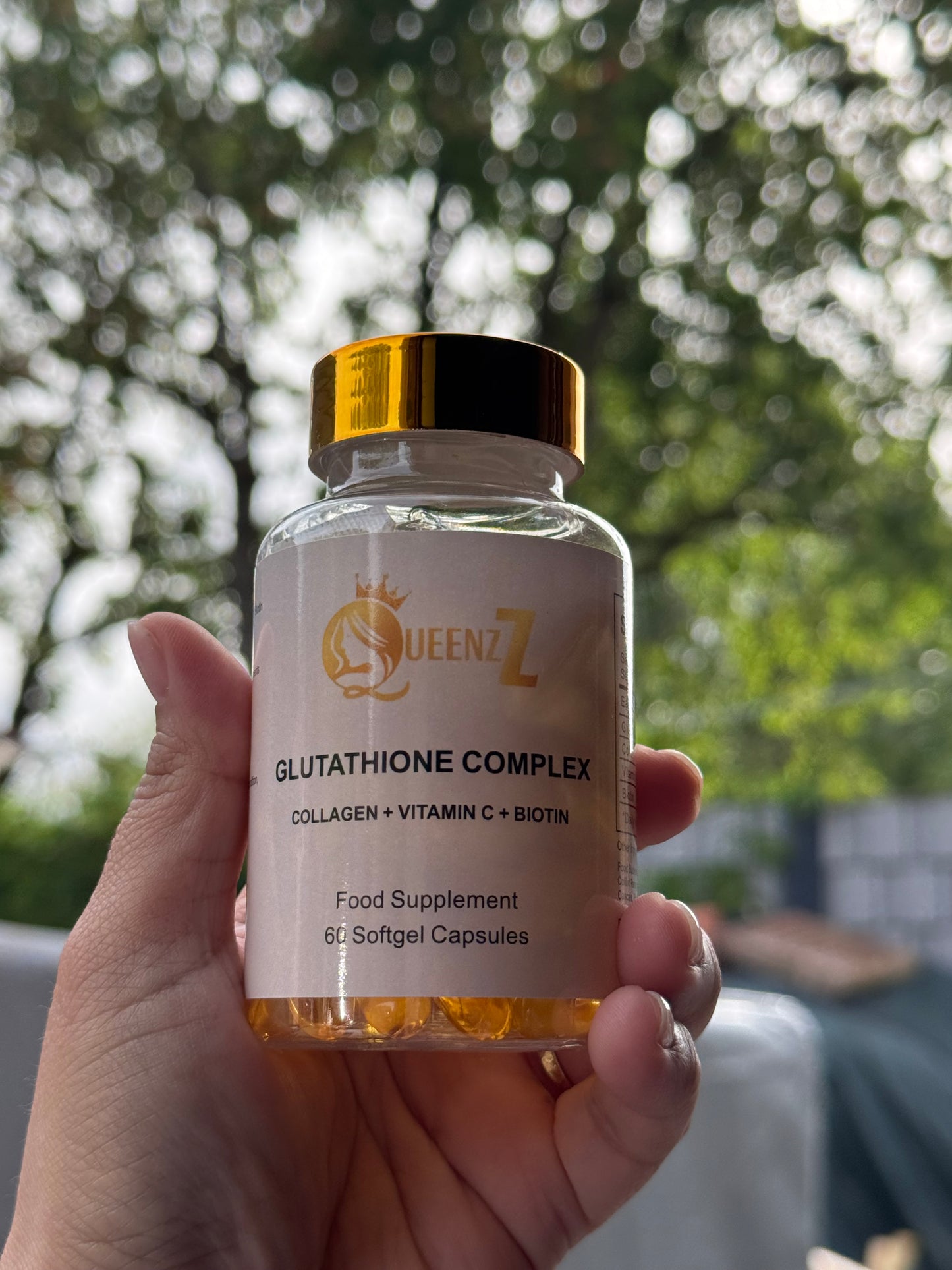 Queen Z Radiance Capsules